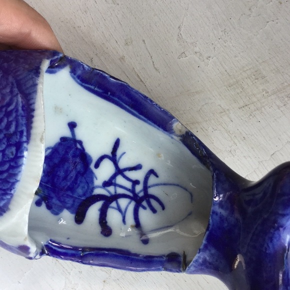 🎉HP🎉 Antique Japanese porcelain fish shaped dishes - Picture 7 of 10